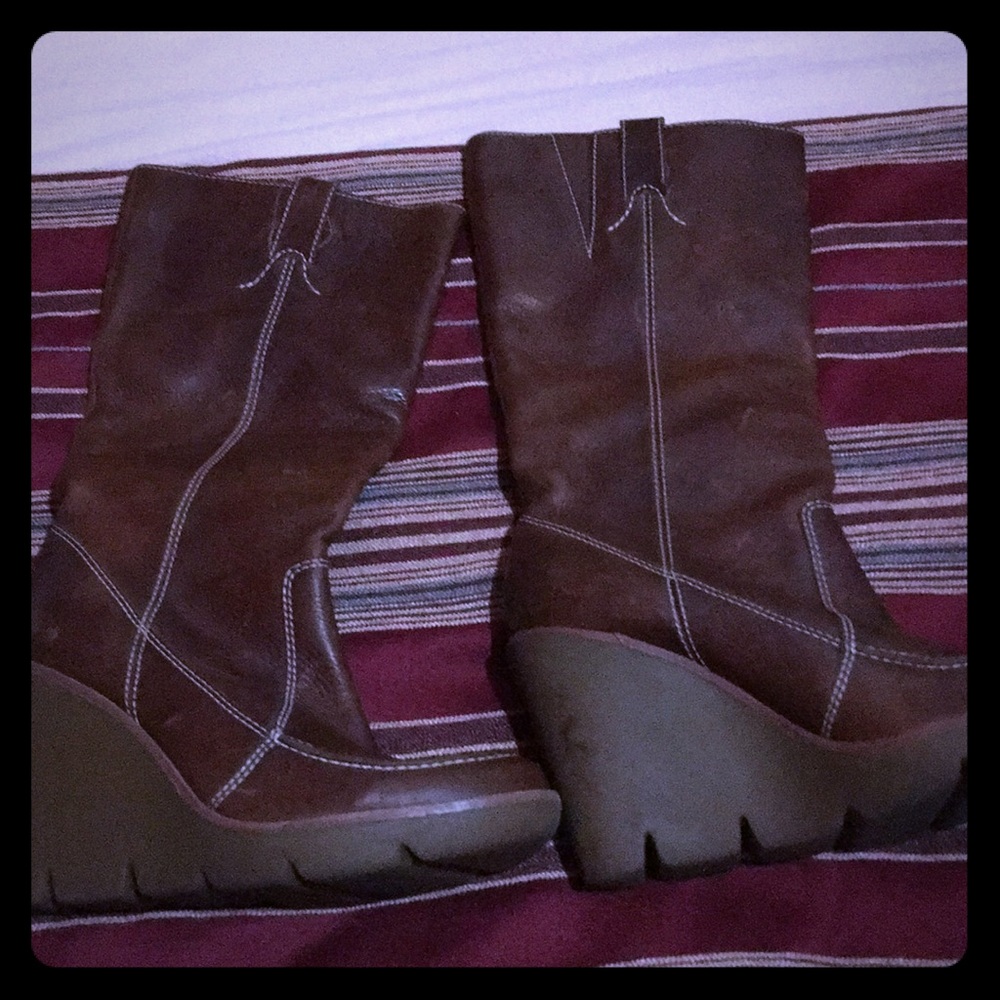 Light brown below the knee boots